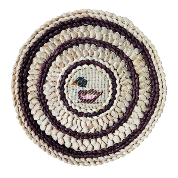 Vintage Set of 4 Rattan Trivet Hot Pad Placemat Woven Raffia Cross Stitch Duck - Picture 5 of 7